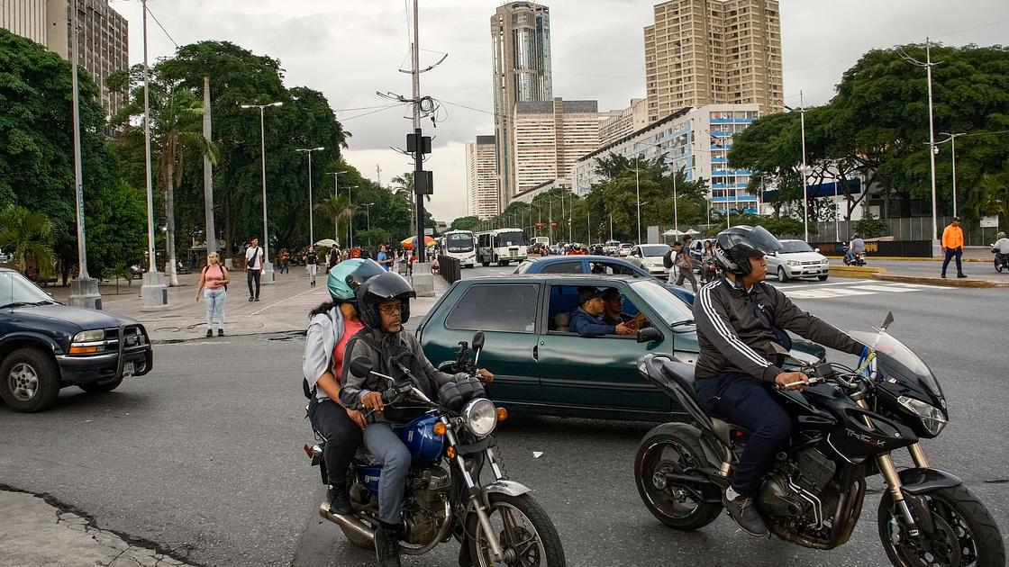 Trump Announces U.S. Strike Kills Tren de Aragua Leader