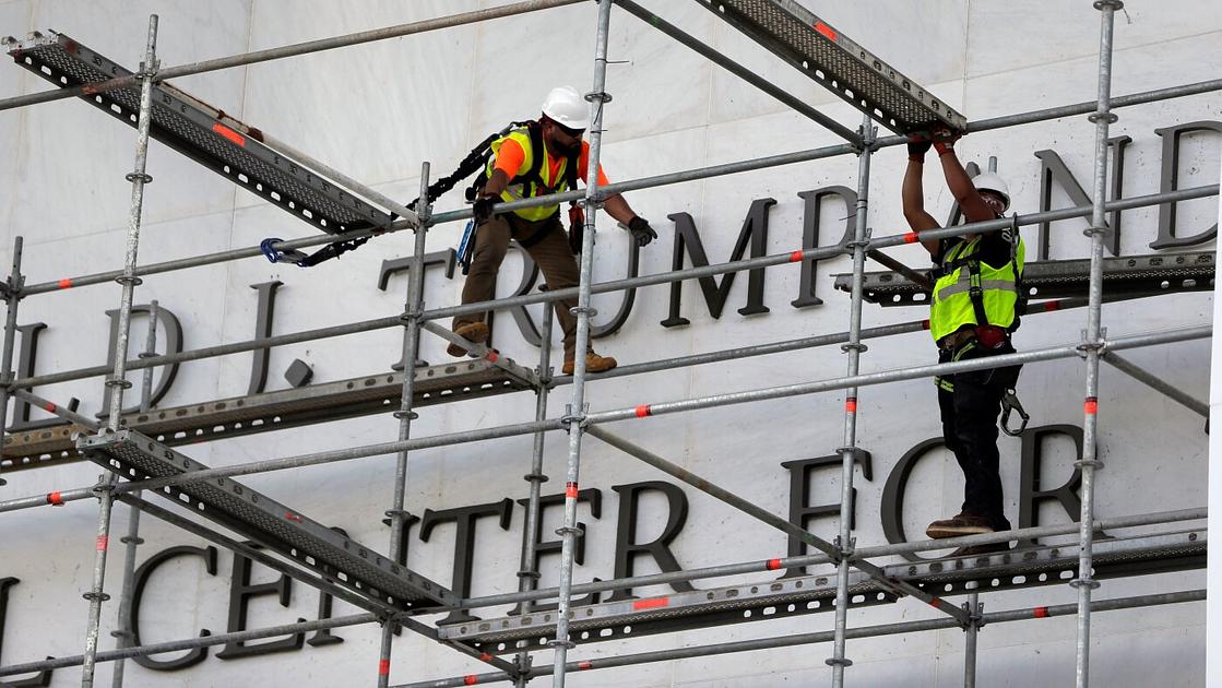 Judge Upholds Deadline to Remove Trump Name from Kennedy Center