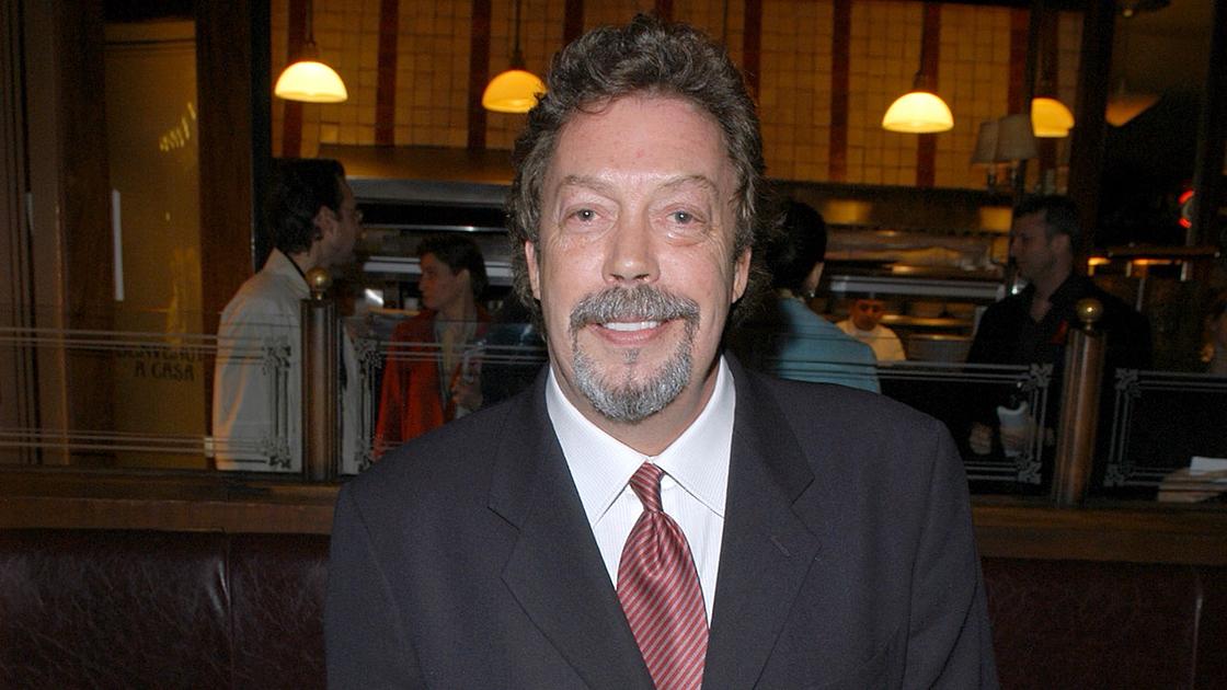 Tim Curry's death attributed to coronary artery disease, officials say