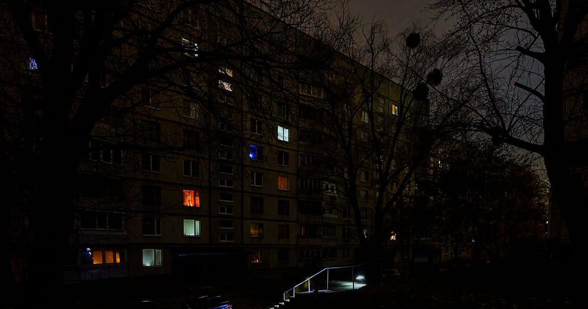 Ukraine and Russia Exchange Strikes on Energy Infrastructure, Causing Widespread Power Outages