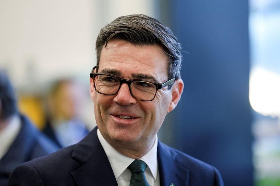 UK Prime Minister Burnham hopes for EU re-entry but rules out immediate action