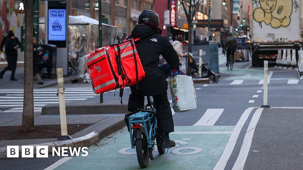 DoorDash finalizes $17 billion acquisition of Instacart