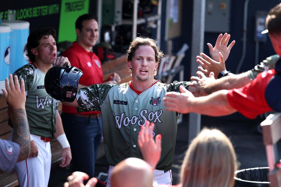 Red Sox complete deadline trade for catcher Adley Rutschman