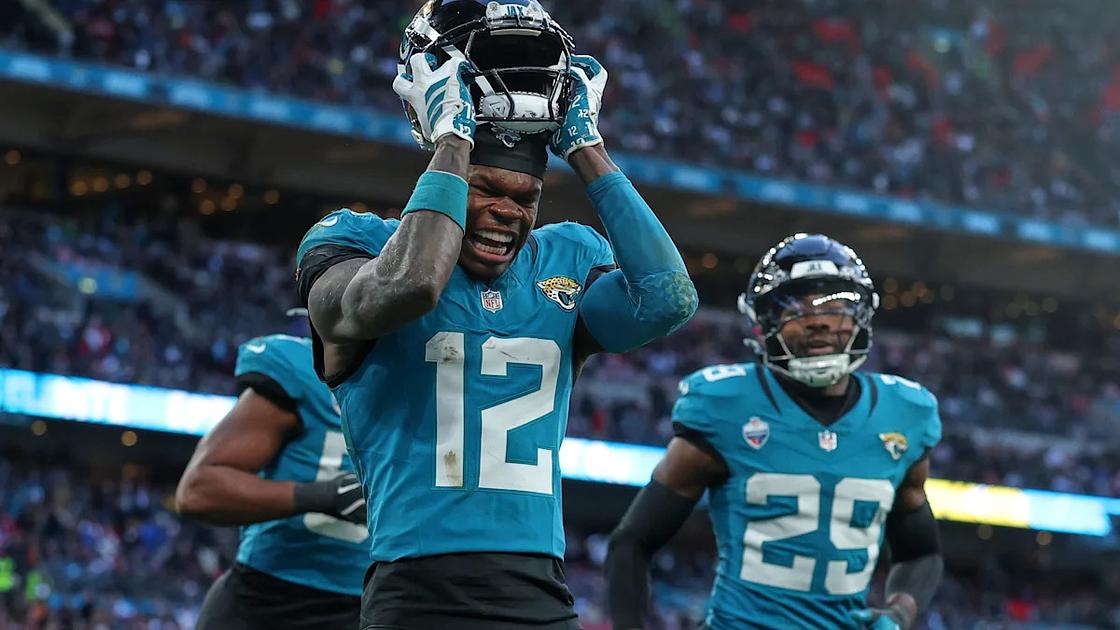 Travis Hunter records rare interception and TD as Texans beat Jaguars