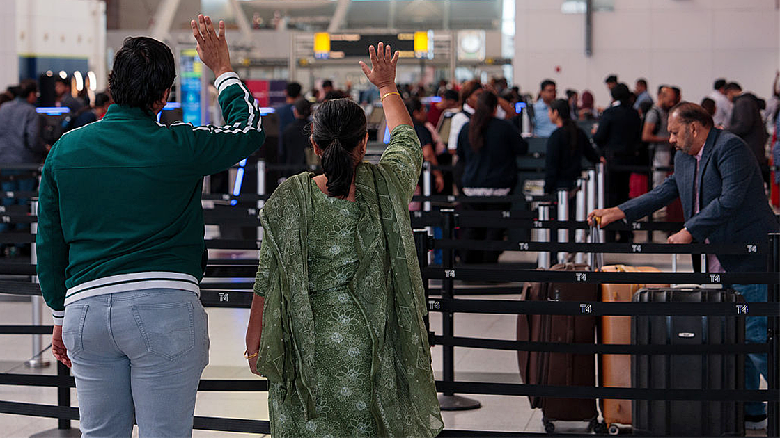 TSA PreCheck pilot lets members escort guests without tickets at 13 airports