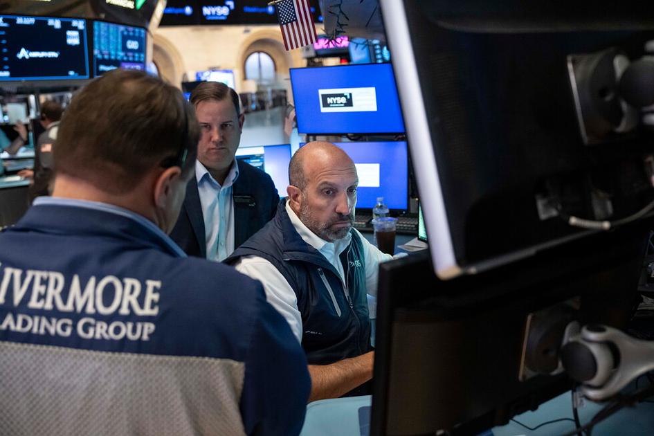 U.S. stocks fall as August jobs surge fuels rate-hike bets