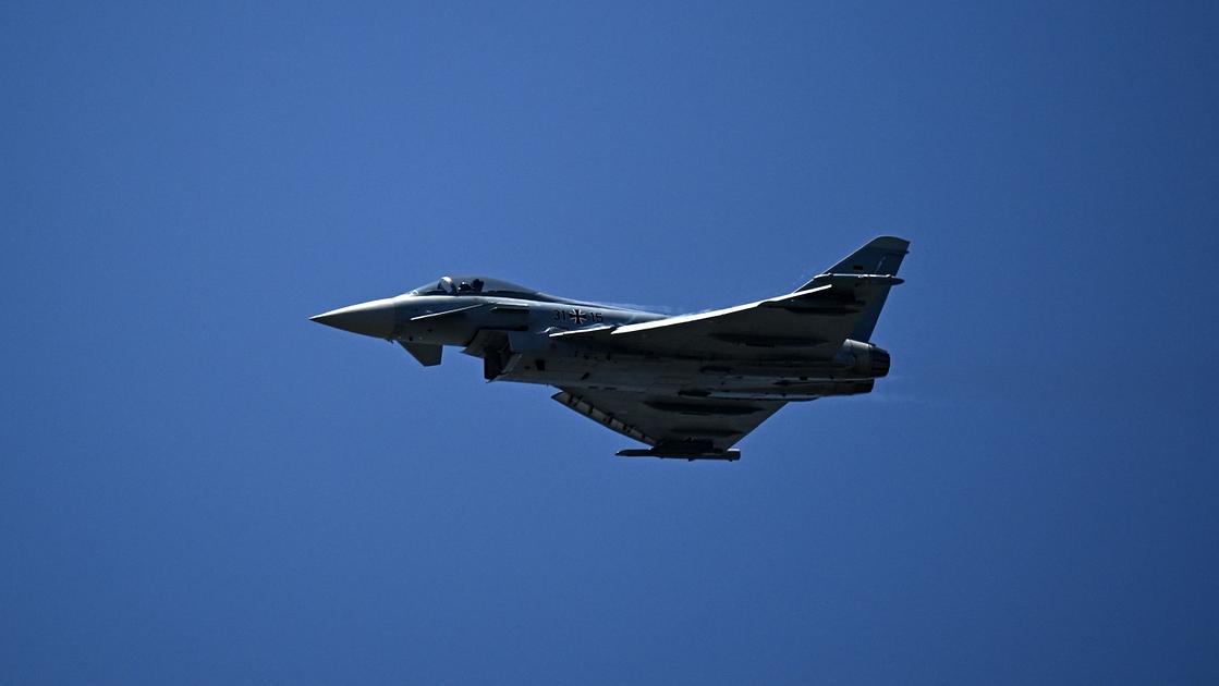 German and Swedish Jets Intercept Russian Reconnaissance Plane Over Baltic Sea