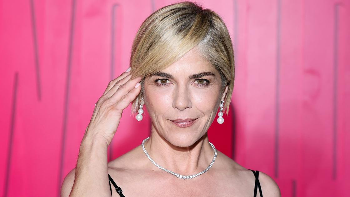 Selma Blair's boyfriend urges prayers after flight assault charges