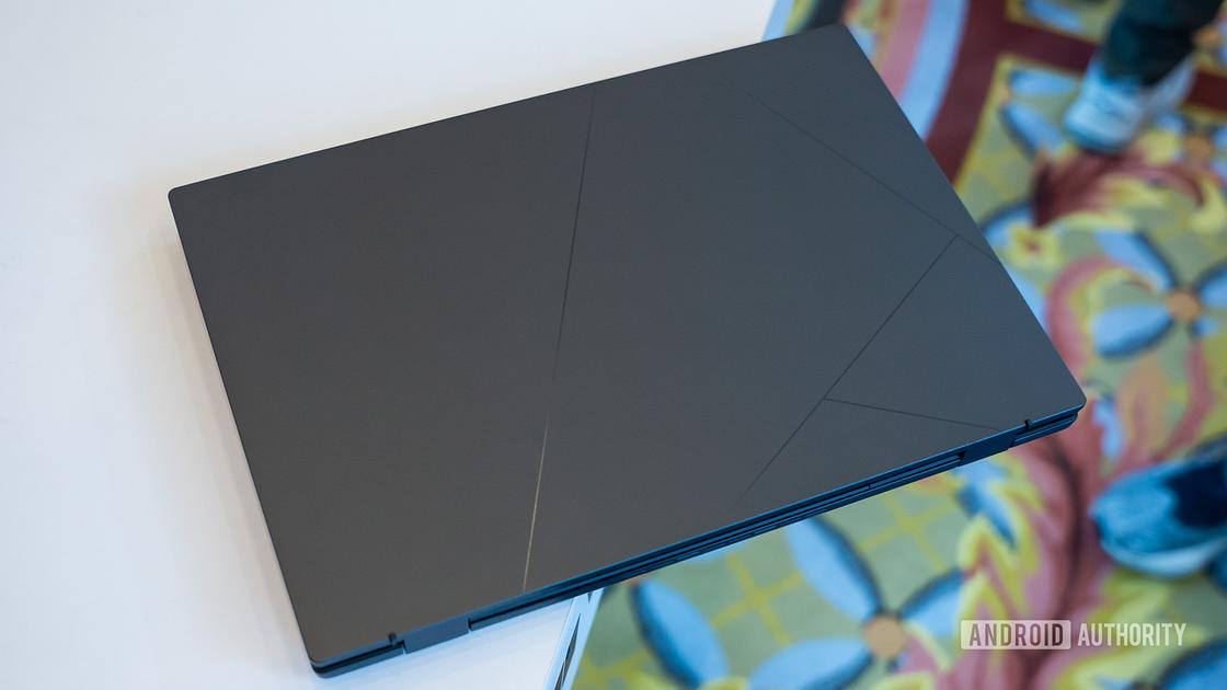 Leaked iF Design listing reveals ASUS Googlebook CX9406 specs