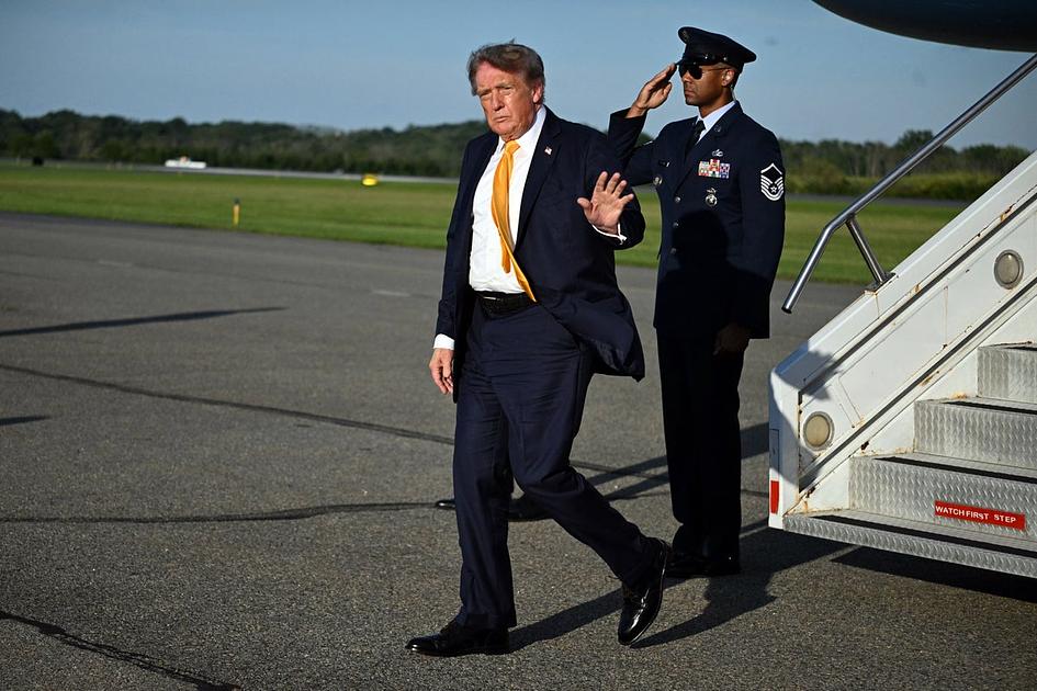 President Trump's darker hair fuels online wig speculation