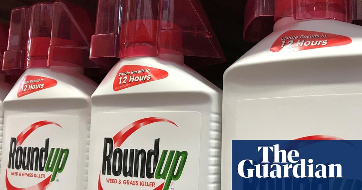 Law Firms Challenge Bayer's $7.25 Billion Roundup Settlement