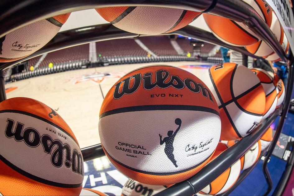 Sex toys thrown onto WNBA courts in Chicago and Los Angeles games