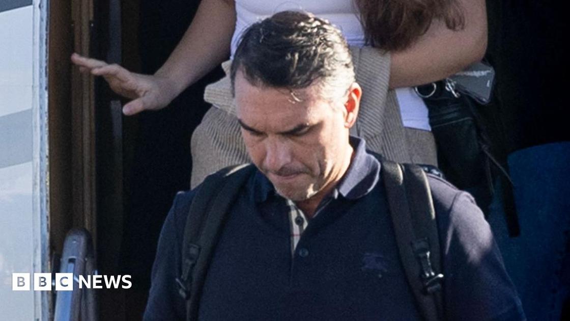 Flávio Bolsonaro llega a Miami pese a la prohibición de pasaportes