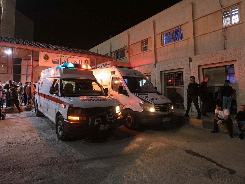Jordan launches airstrikes in Syria after Karak church attack