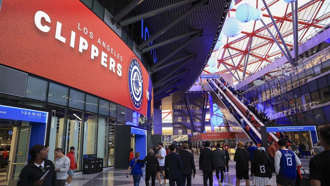 Federal prosecutors investigate Clippers' salary-cap violations after NBA sanctions