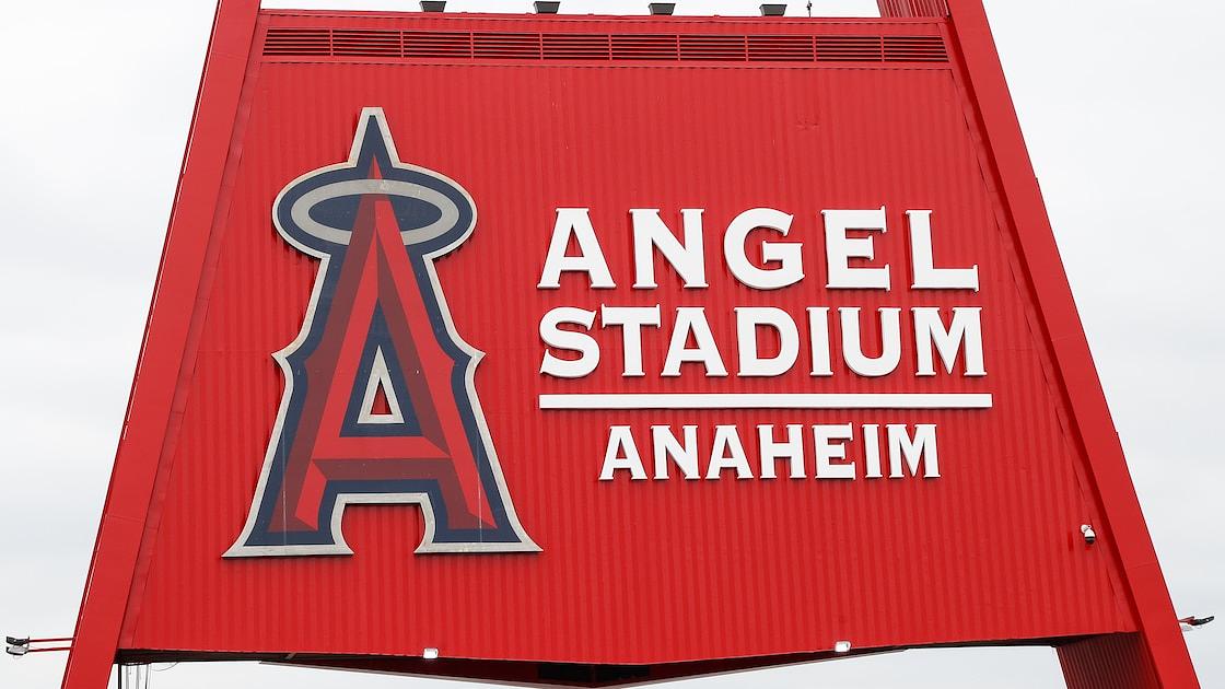 Stan Kroenke agrees to buy Los Angeles Angels for $4 billion