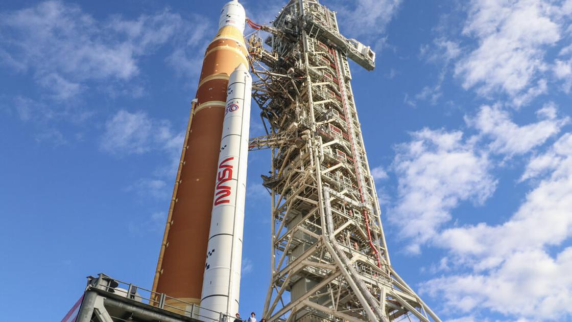 NASA's Artemis II Moon Rocket Rolls Out to Launch Pad Ahead of Historic Mission