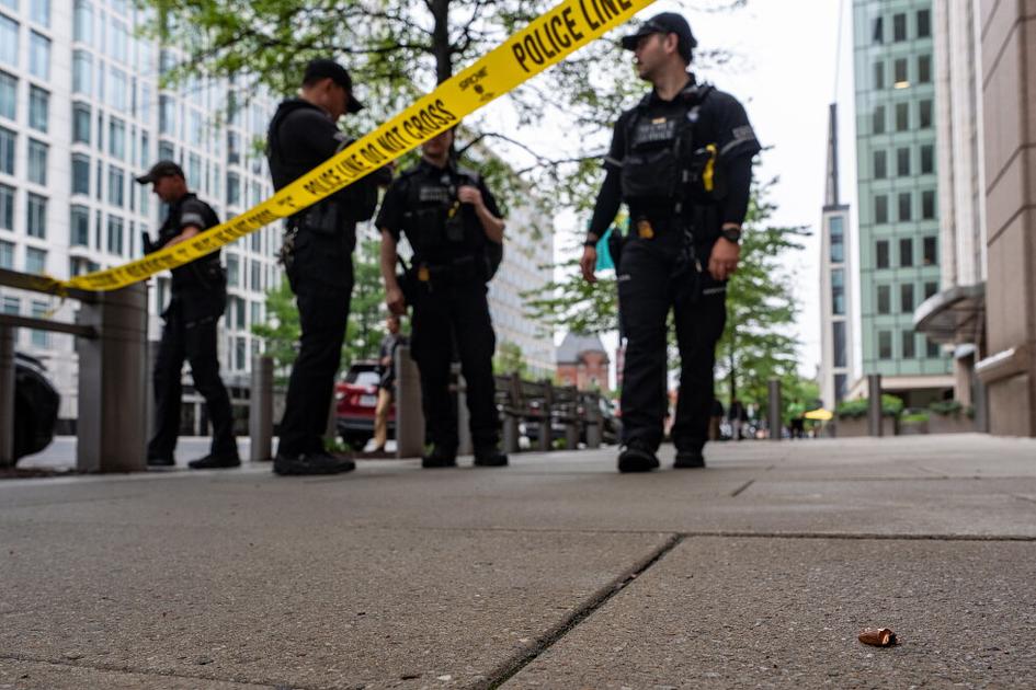 Gunman Killed After Shooting Near White House Checkpoint