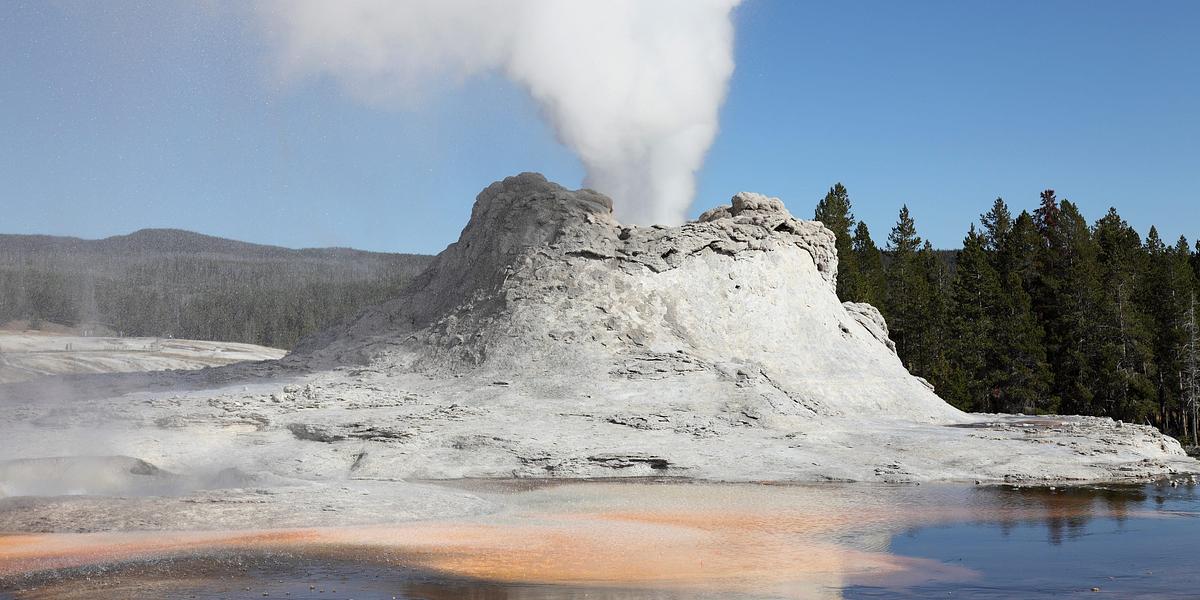 Scientists Warn of Global Fallout from Potential Yellowstone Super-Eruption