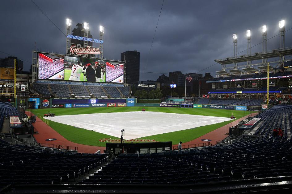 MLB postpones ALCS Game 4 due to rain, shifts schedule