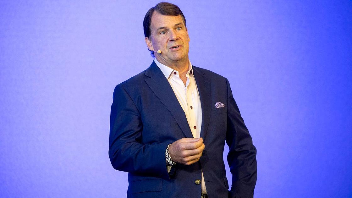 Ford CEO dismisses Transportation Secretary's China reliance accusations