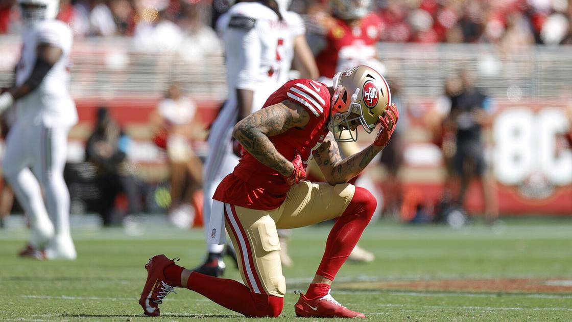 Mike Evans listed as questionable for Broncos game after rib injury