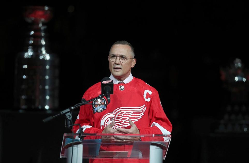 Detroit Red Wings announce Steve Yzerman's departure as GM