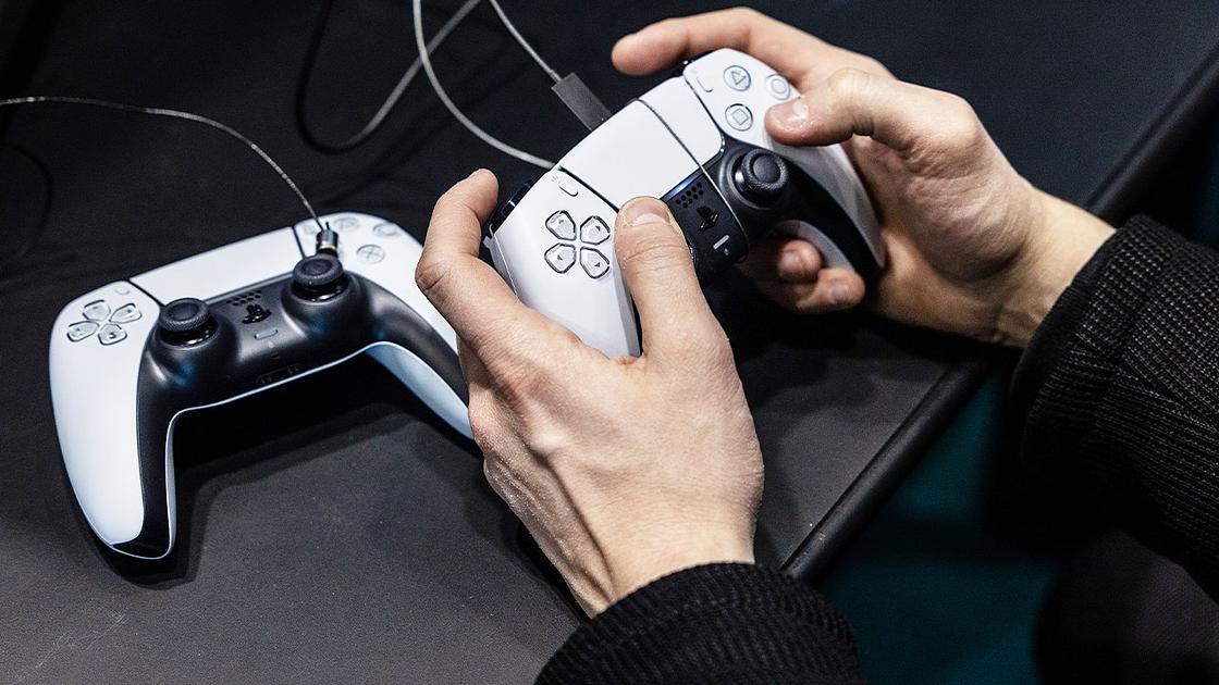Sony plans to end new PlayStation disc production, shifting to digital