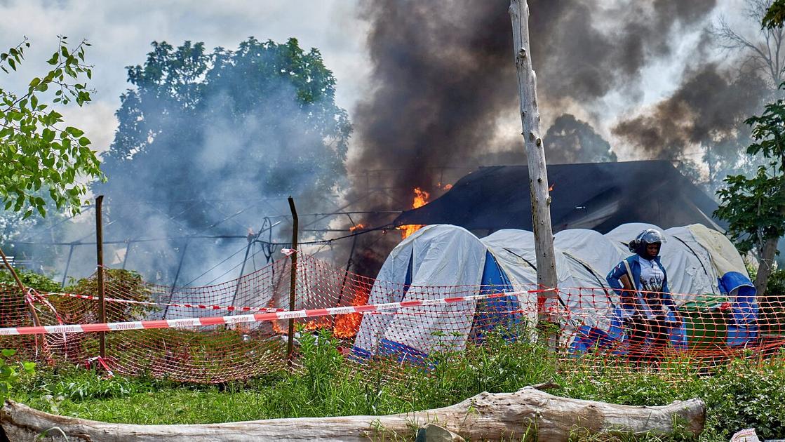 Ebola Treatment Centers Attacked Amid Community Mistrust in DRC
