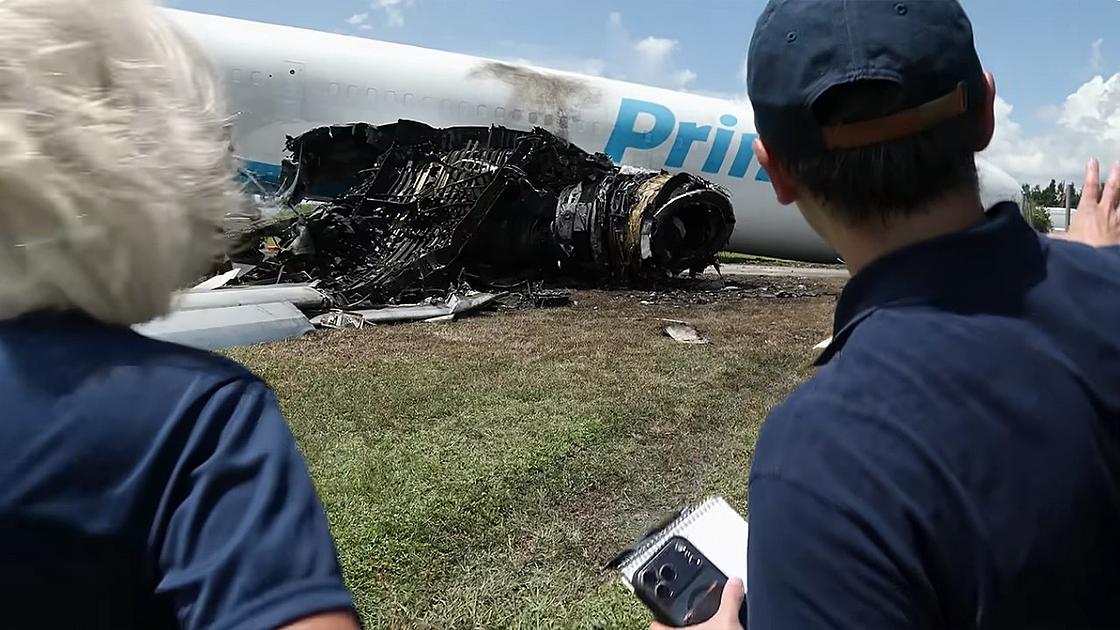 Amazon suspends flights with 21 Air after Miami cargo crash