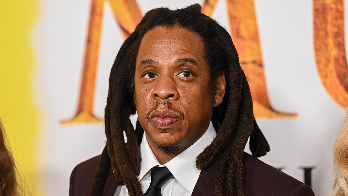 Security breach pushes Jay-Z Yankee Stadium concert past midnight
