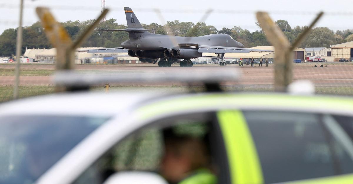 US pulls B-1 bombers from RAF Fairford over suspected Iranian drone plot