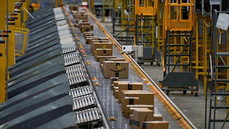 Amazon to End Prime Invitee Program, Restricting Free Shipping Sharing to Household Members