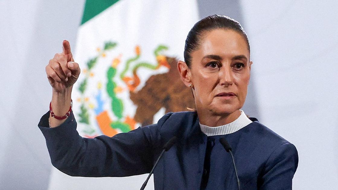 Mexican President Sheinbaum Files Charges After Public Groping Incident