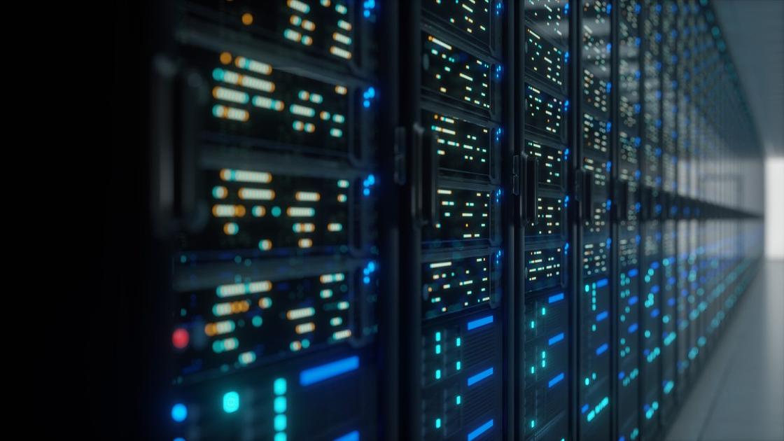 Tech Giants Invest Heavily in AI Infrastructure Amidst Growing Demand