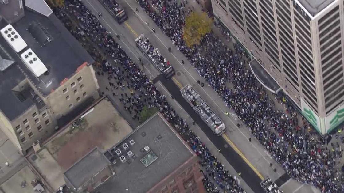 Milwaukee police estimate 750,000 attend Brewers championship parade