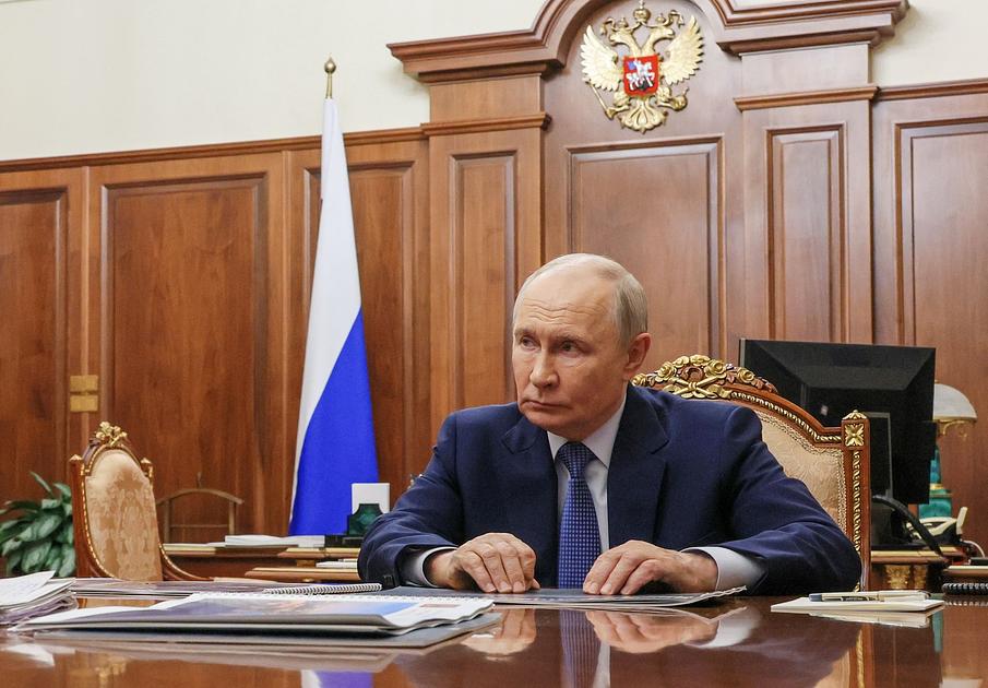 Russia delays Donbas takeover to 2027 as Ukraine reports fresh strikes