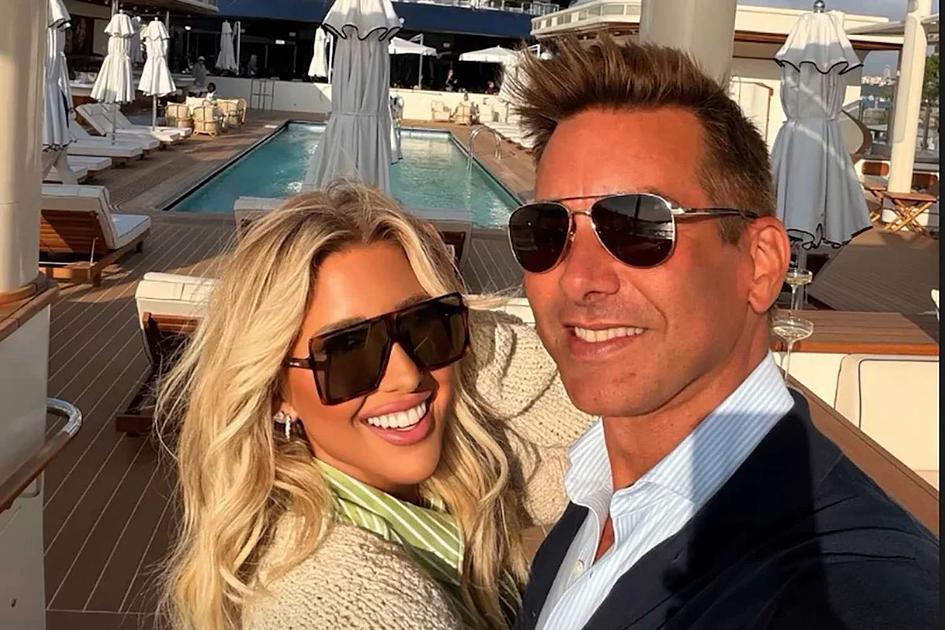 Savannah Chrisley Shares First Pregnancy Photo with Fiancé Jason Galanis