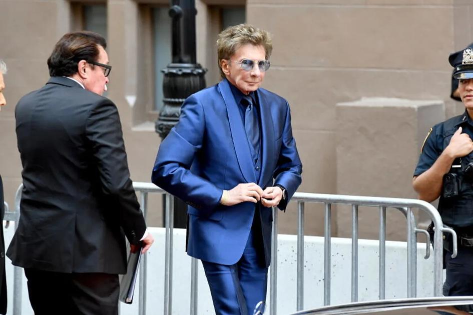 Barry Manilow Cancels Weekend Las Vegas Shows After Bronchitis Walk-Off