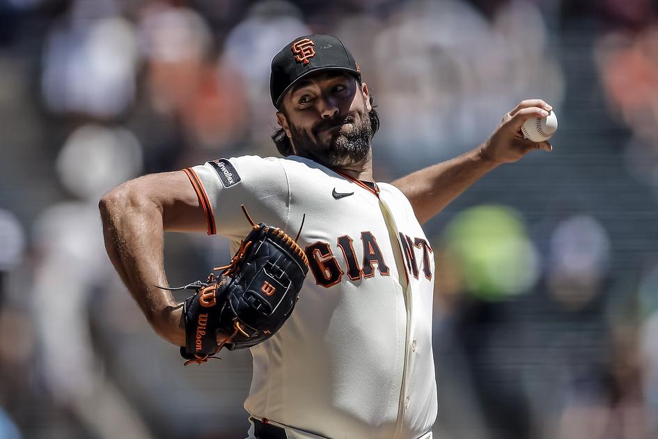 Braves pursue trade for pitcher Tyler Mahle as Giants send him to Atlanta