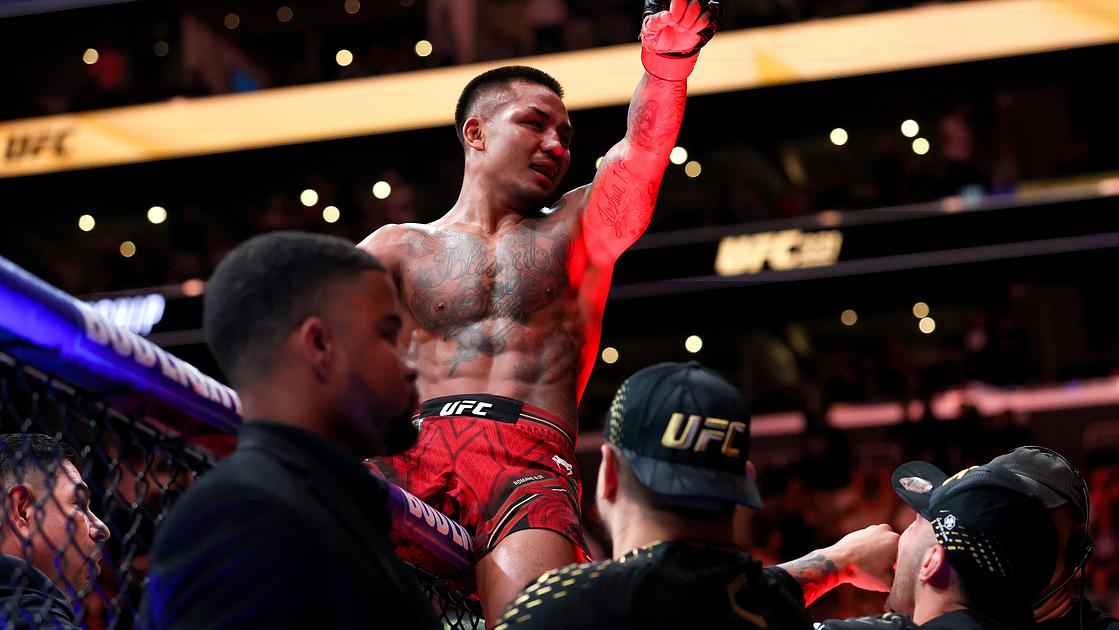 Joshua Van retains UFC flyweight title despite shoulder injury