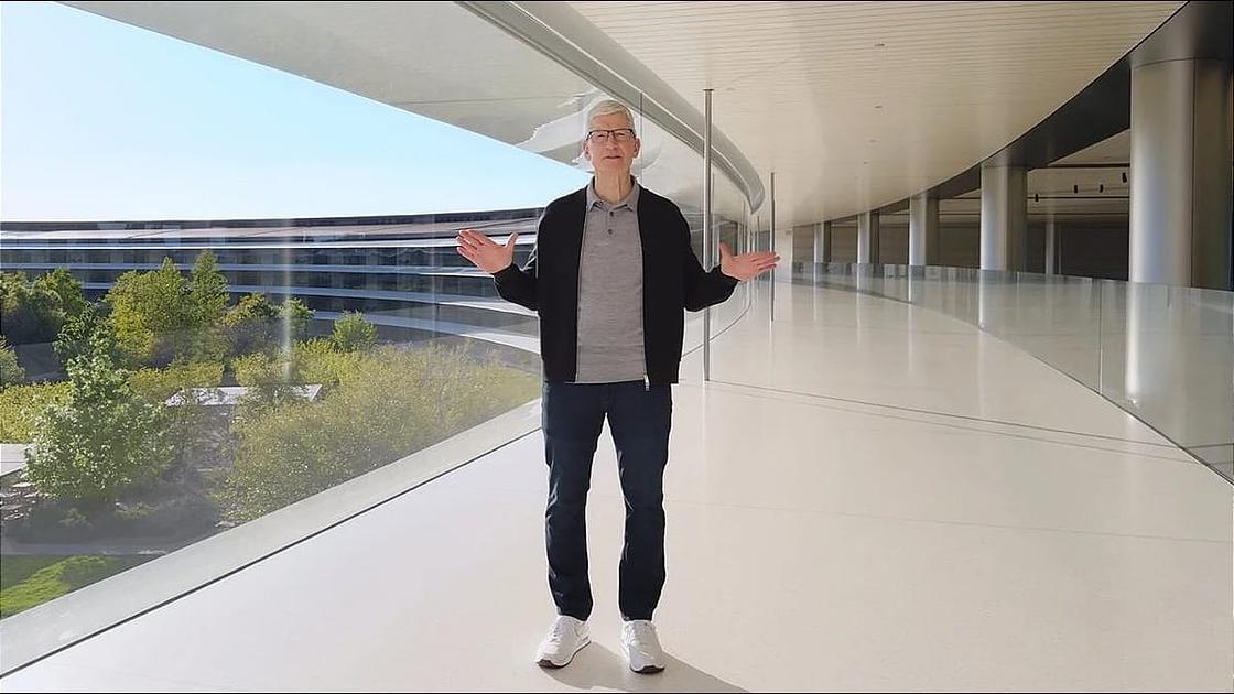 Apple names John Ternus CEO as Tim Cook steps down