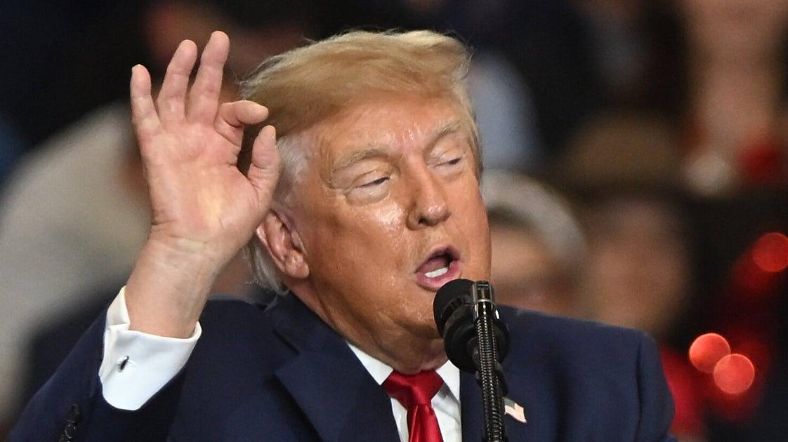 Trump praises Husted’s physique and jokes about Minaj at Michigan rally