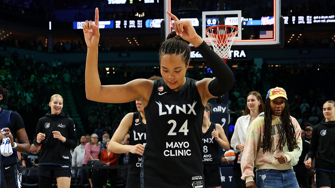 Phoenix Mercury acquire Kelsey Plum as deadline trade; Lynx keep lead