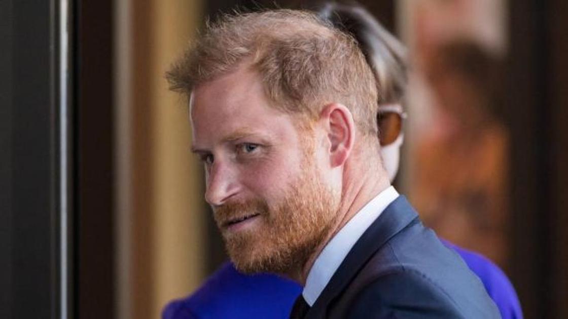 Royal commentator links Prince Harry's silence to support for Diana memoir