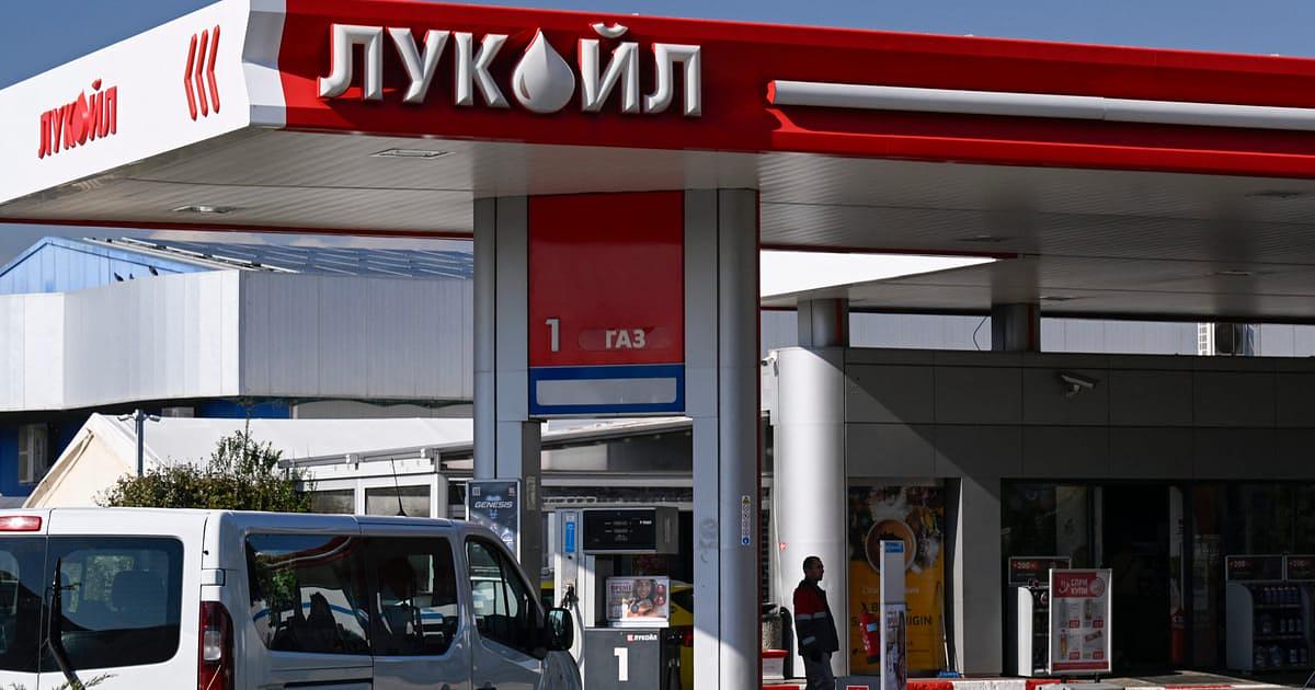 Lukoil Plans to Divest International Assets Following U.S. Sanctions