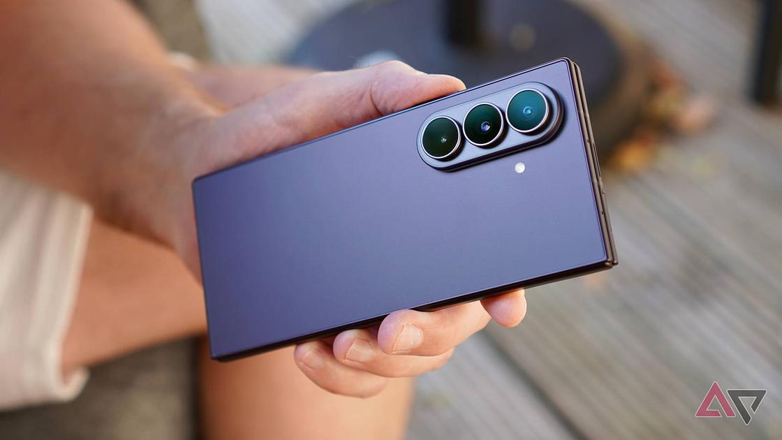 Samsung launches Galaxy Z Fold 8 as reviewers critique Ultra model