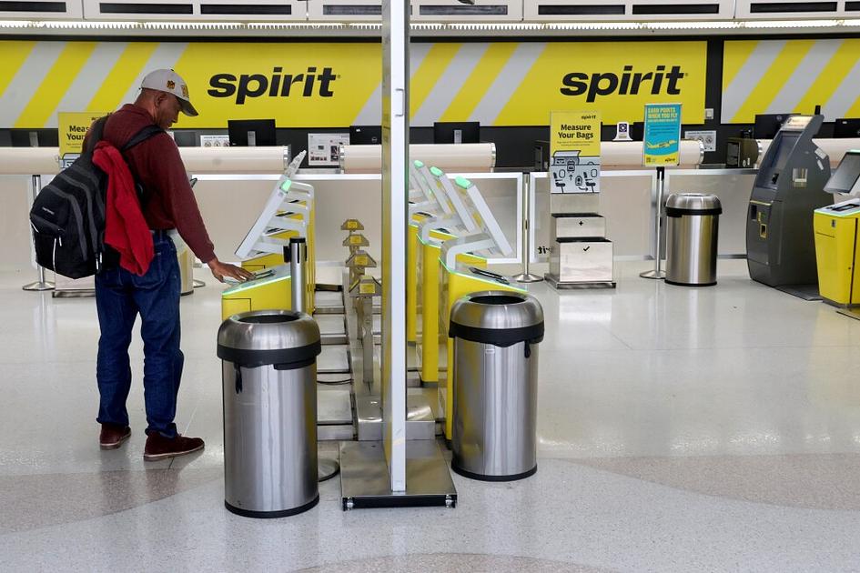Spirit Airlines Shuts Down After 34 Years Due to Financial Struggles