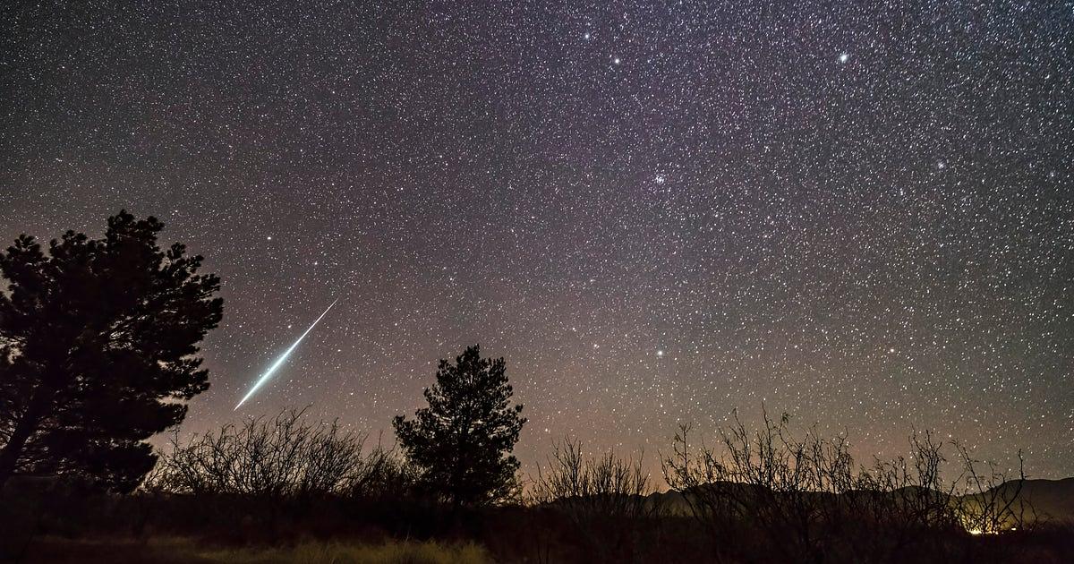 Geminid Meteor Shower Peaks Over Colorado Skies