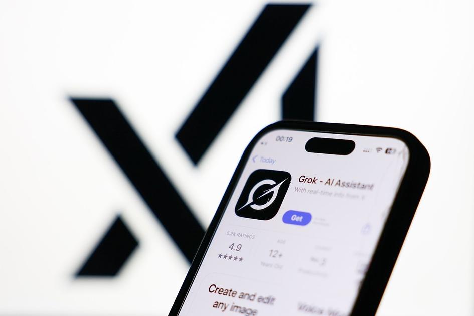 xAI and Grok Issue Apology Following Controversial Posts